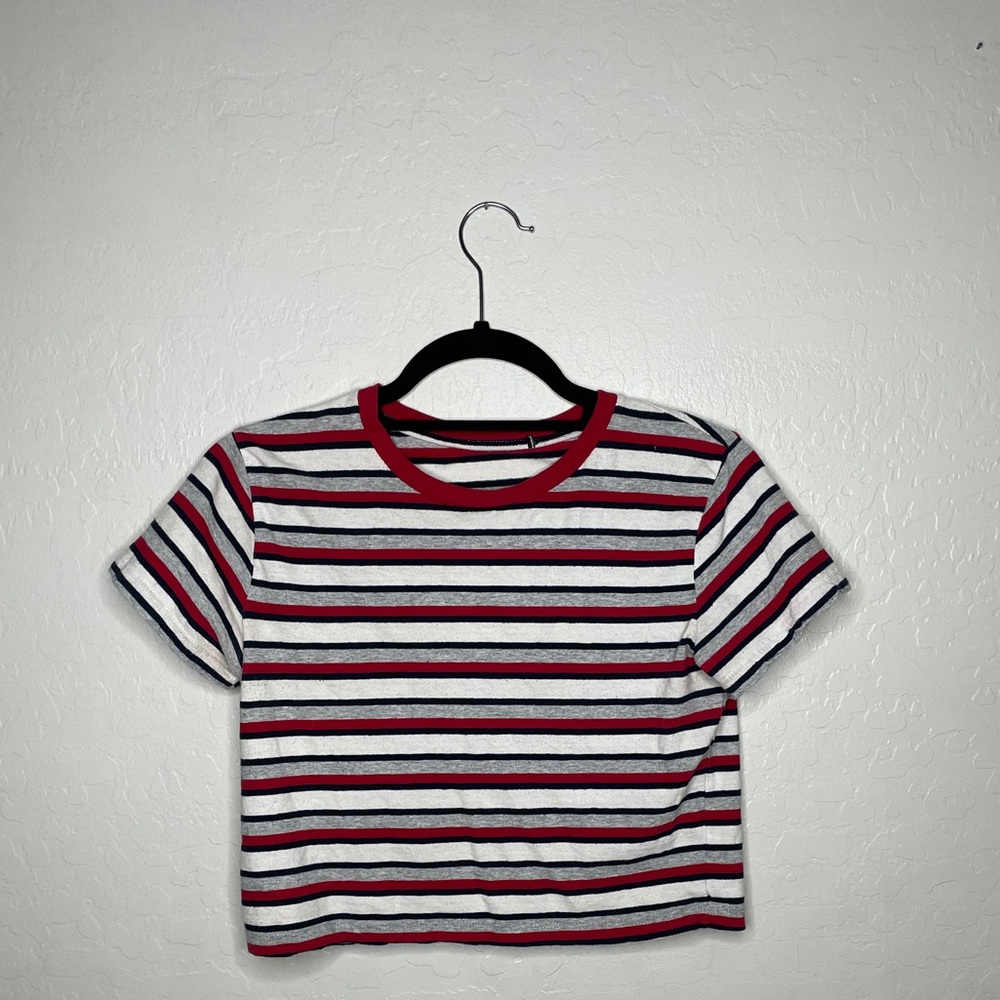 Brandy melville t shirt